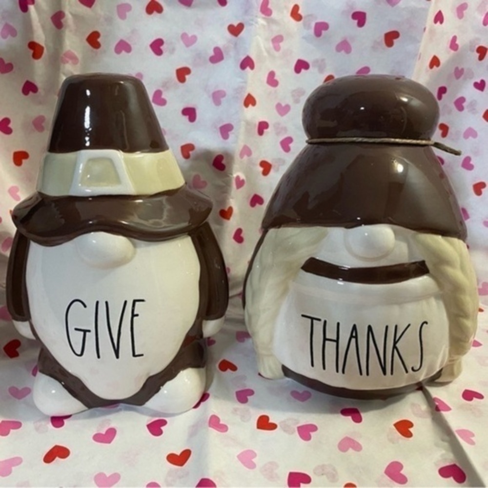 Rae DunnCeramic Pilgrim Gnome Set - Brown and White​